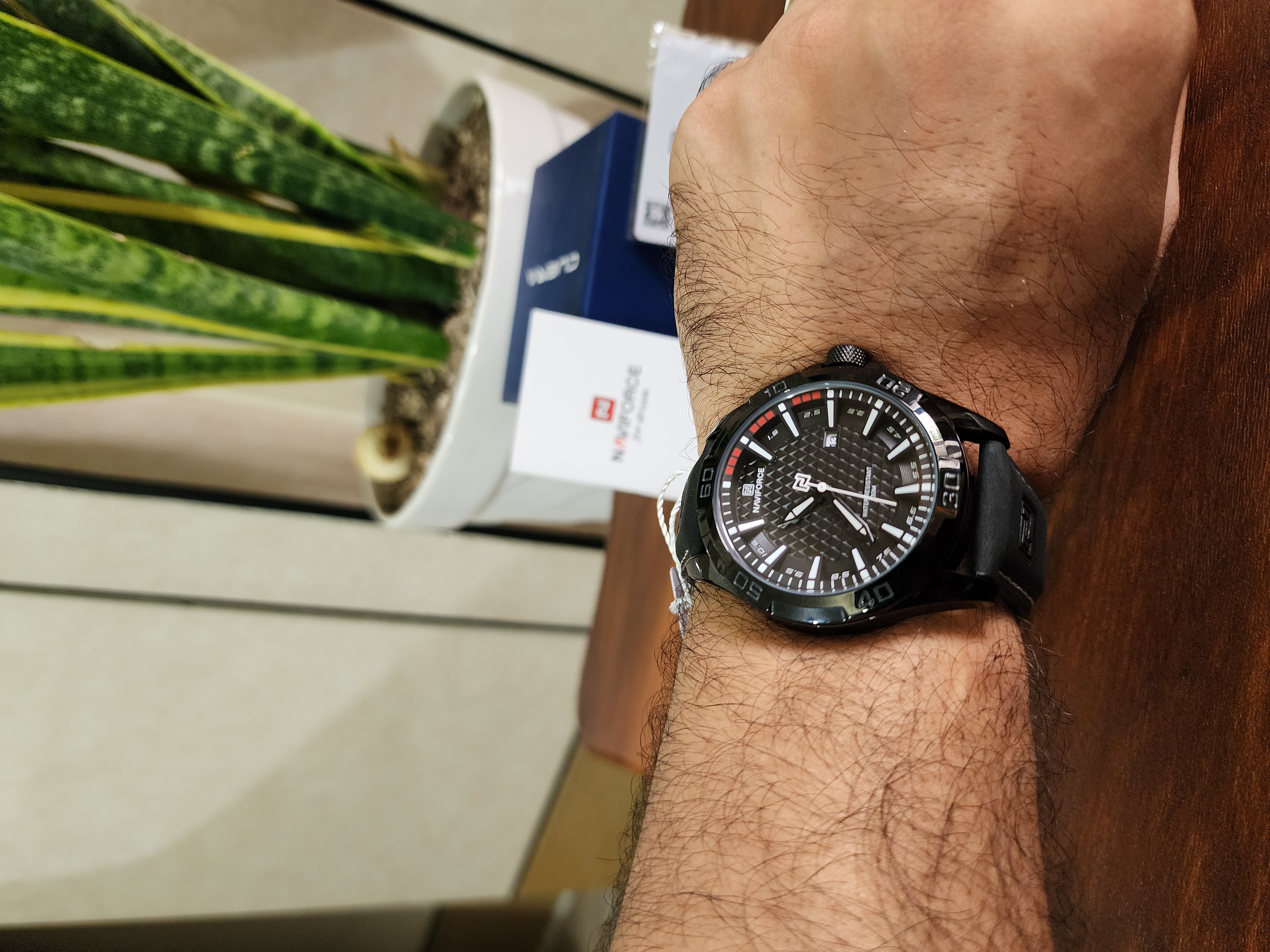 ساعت مچی مردانه نیوی فورس مدل 8023 کد 55