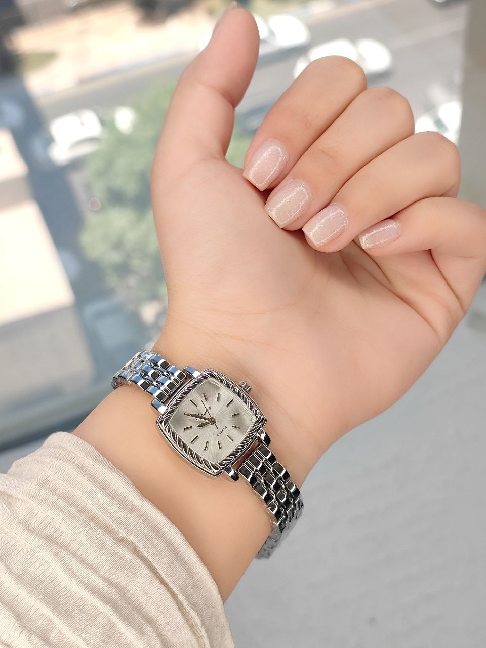 ساعت فلزی زنانه مارک baoke صفحه سفید