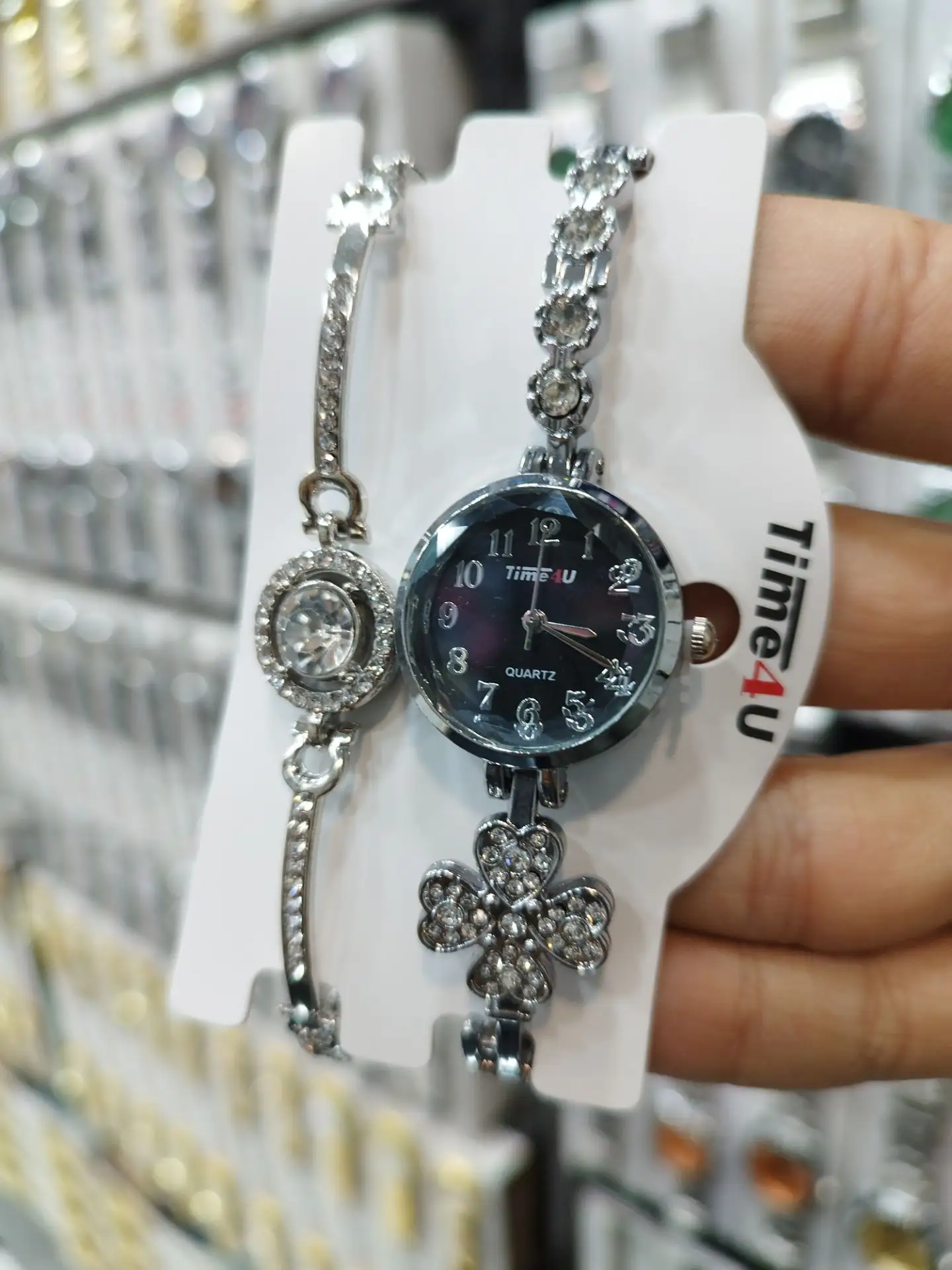 ساعت زنانه ست دستبندی برند TIME4U کد 45