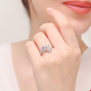 انگشتر نقره زنانه جواهری مجلسی مدل RI E75 کد 21